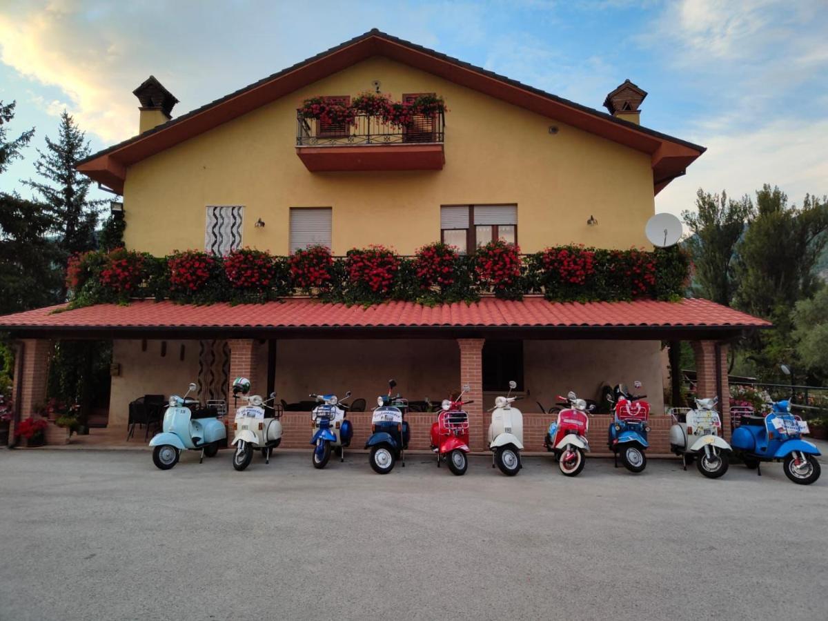 Le Stanze Di Bacco Villa Cagnano Amiterno Kültér fotó