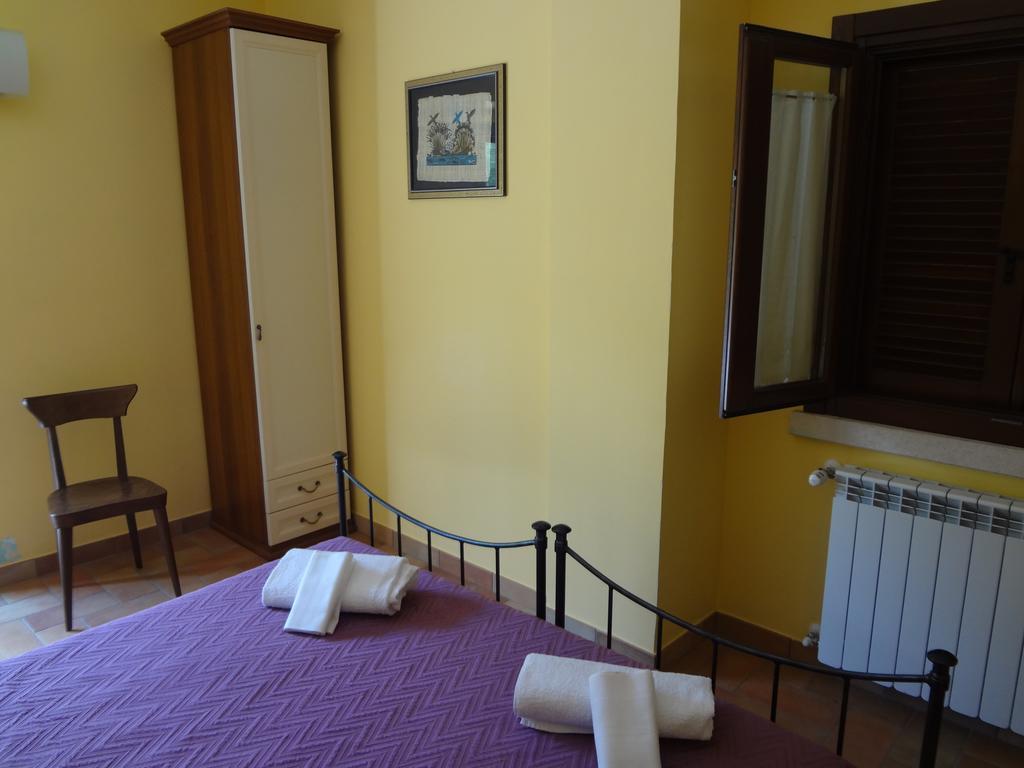 Le Stanze Di Bacco Villa Cagnano Amiterno Szoba fotó