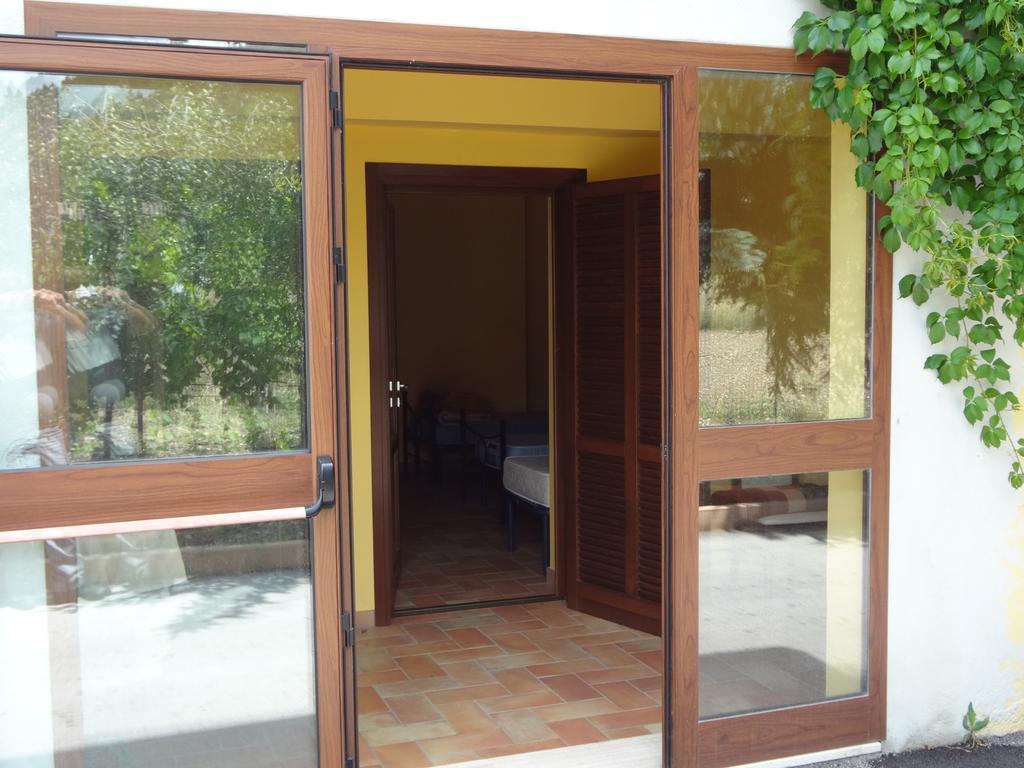 Le Stanze Di Bacco Villa Cagnano Amiterno Szoba fotó