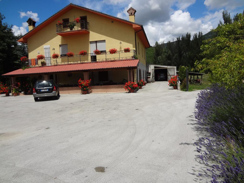 Le Stanze Di Bacco Villa Cagnano Amiterno Kültér fotó