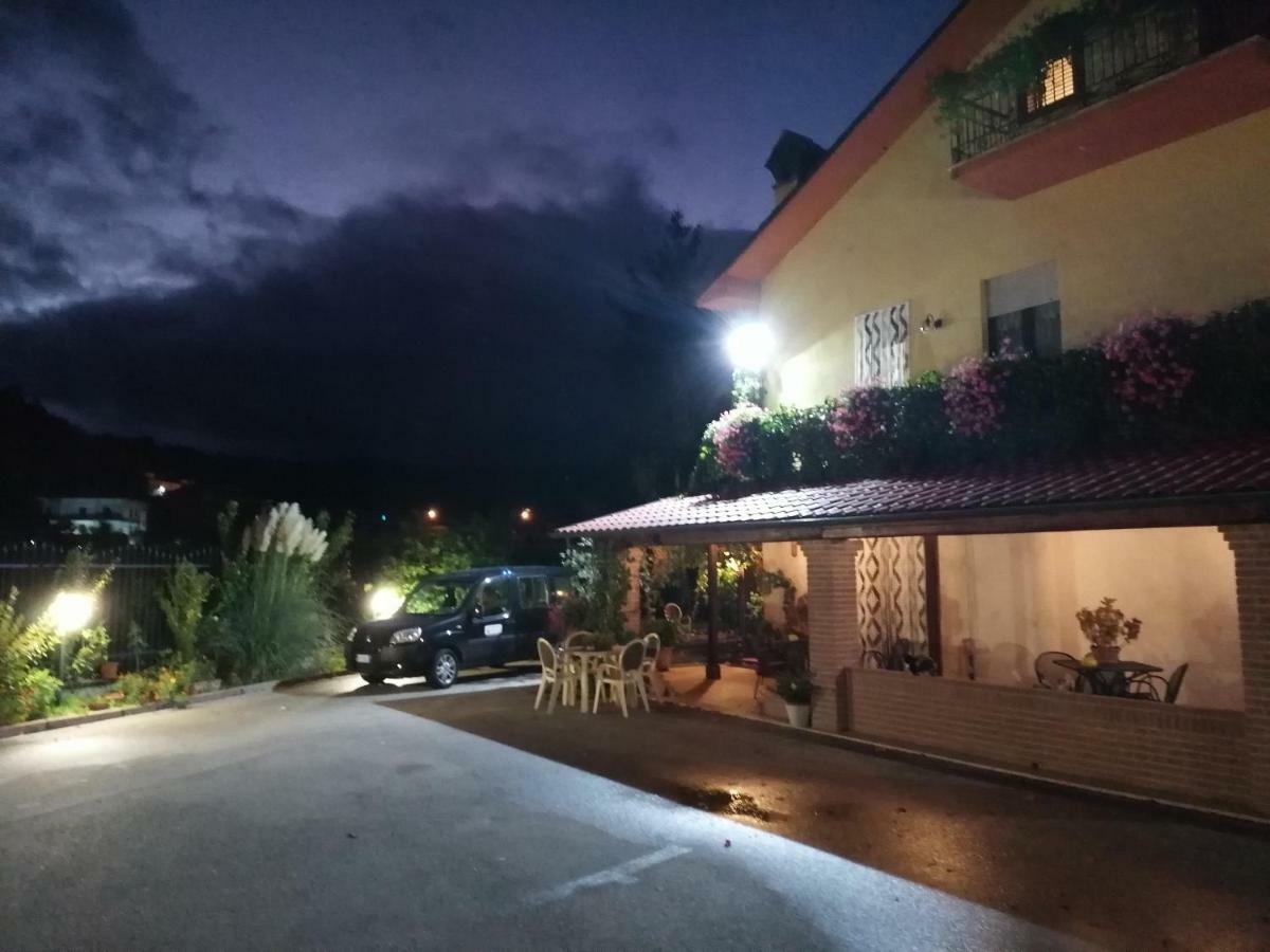 Le Stanze Di Bacco Villa Cagnano Amiterno Kültér fotó